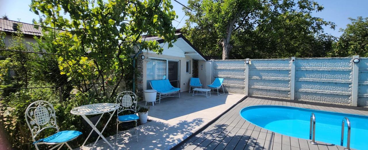 Morii Lake Pool Villa Bucharest Exterior photo